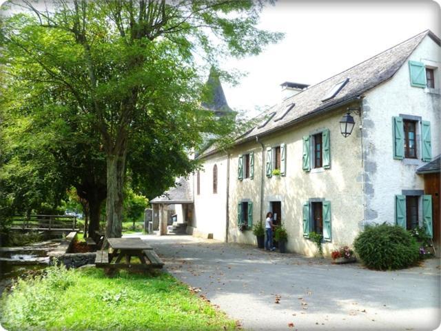 Gites Communaux A Lourdios ภายนอก รูปภาพ