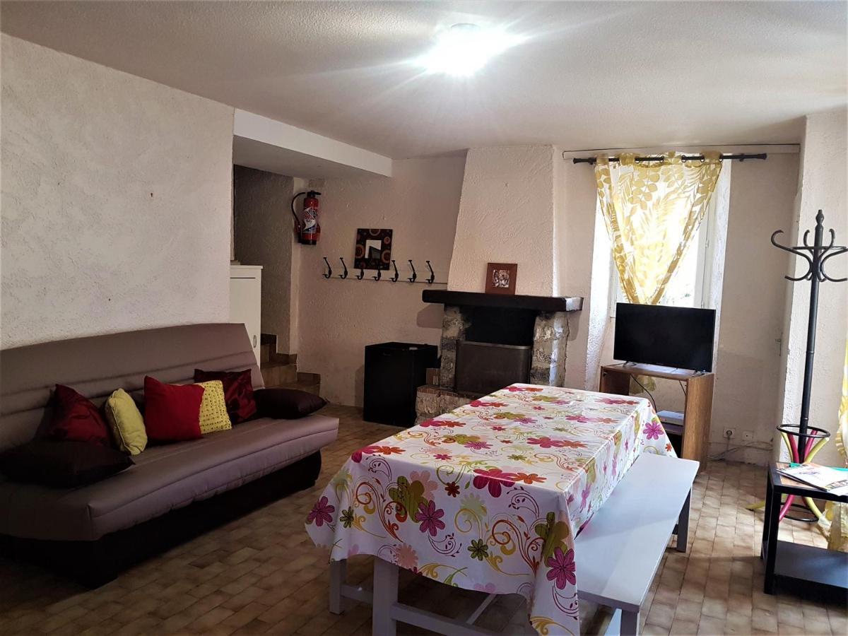 Gites Communaux A Lourdios ภายนอก รูปภาพ