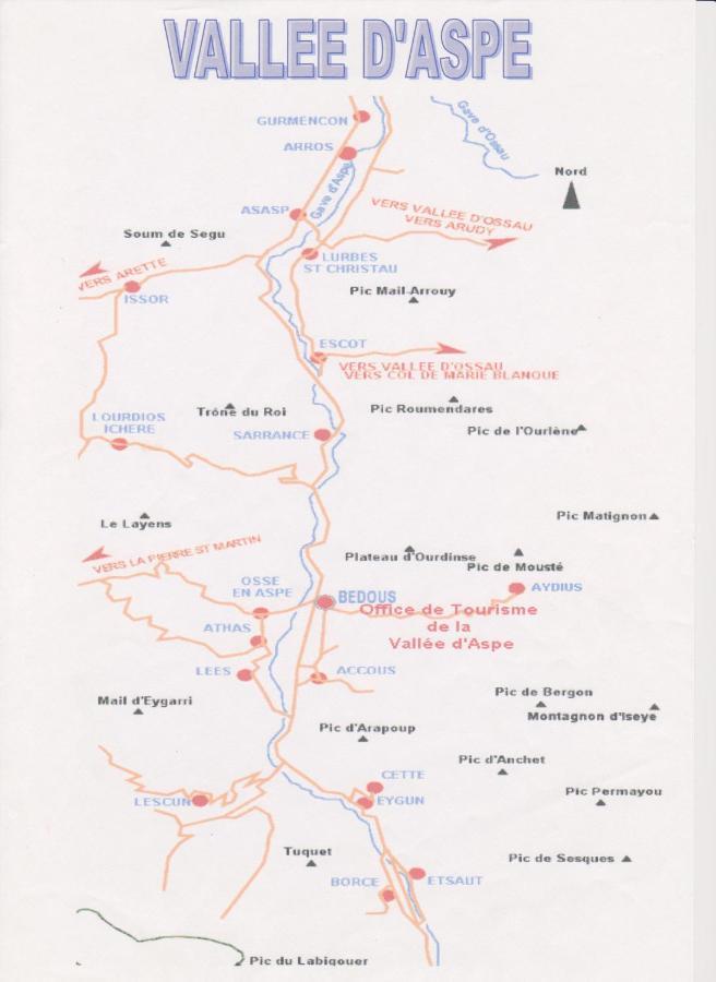 Gites Communaux A Lourdios ภายนอก รูปภาพ